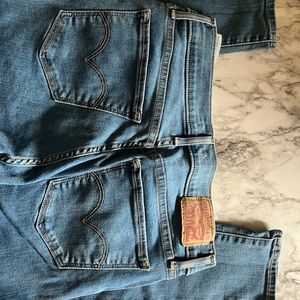 Women’s Levi’s
